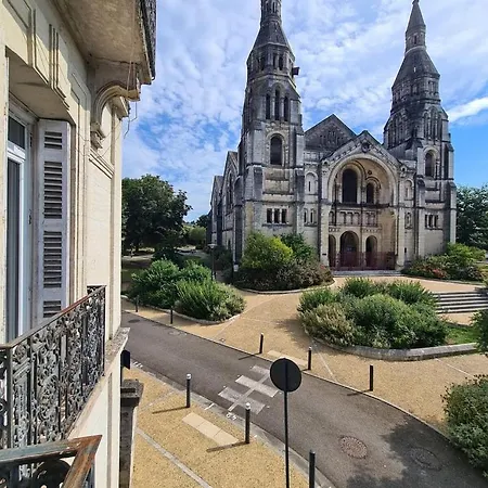 アパート Les Balcons De St Martin 1 ペリグー