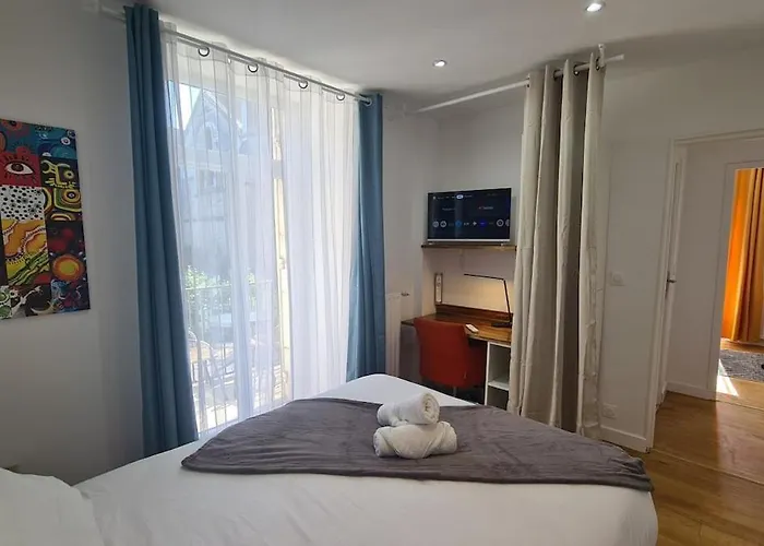 Les Balcons De St Martin 1 アパート *